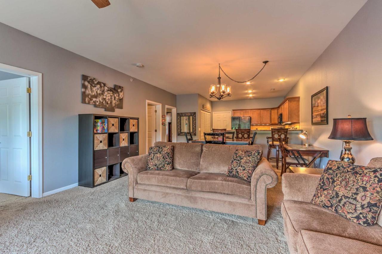 Idyllic Camdenton Condo With Community Pool And Lake! 外观 照片