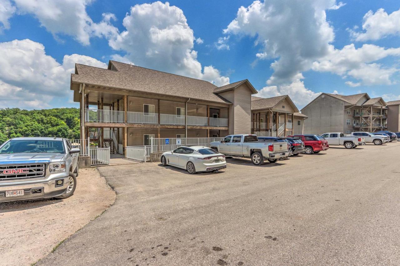 Idyllic Camdenton Condo With Community Pool And Lake! 外观 照片